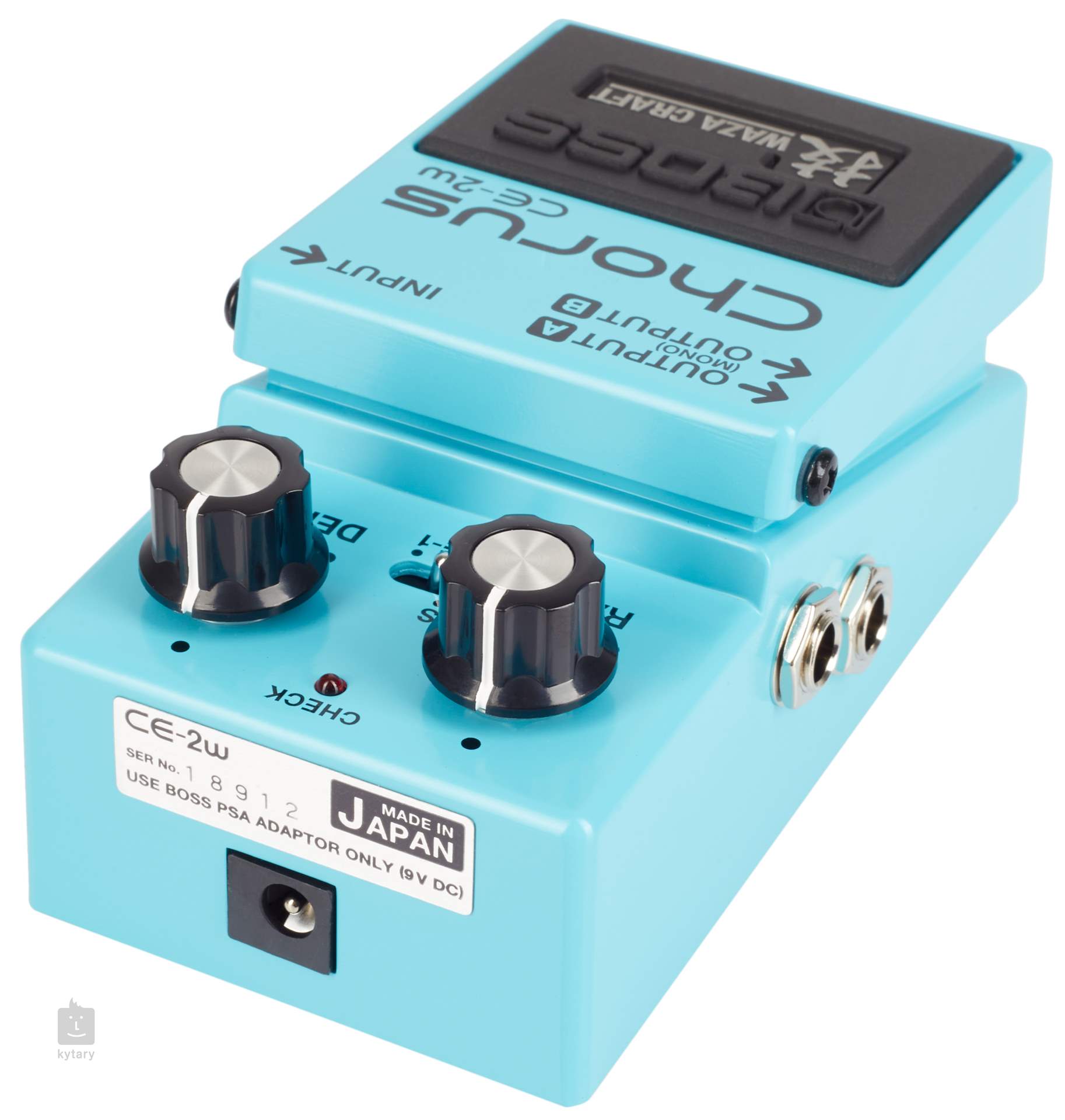 Boss CE-2W - Waza Craft Chorus Effects Pedal